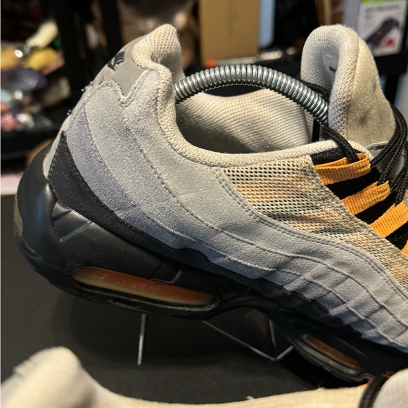 Nike Air Max 95 Mandarin 2011 609048-103 Men’s 13 - Picture 12 of 15